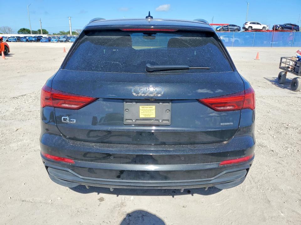 2020 Audi Q3 მანქანა იყიდება აუქციონზე, vin: WA1DECF34L1056053, აუქციონის ნომერი: 50315406