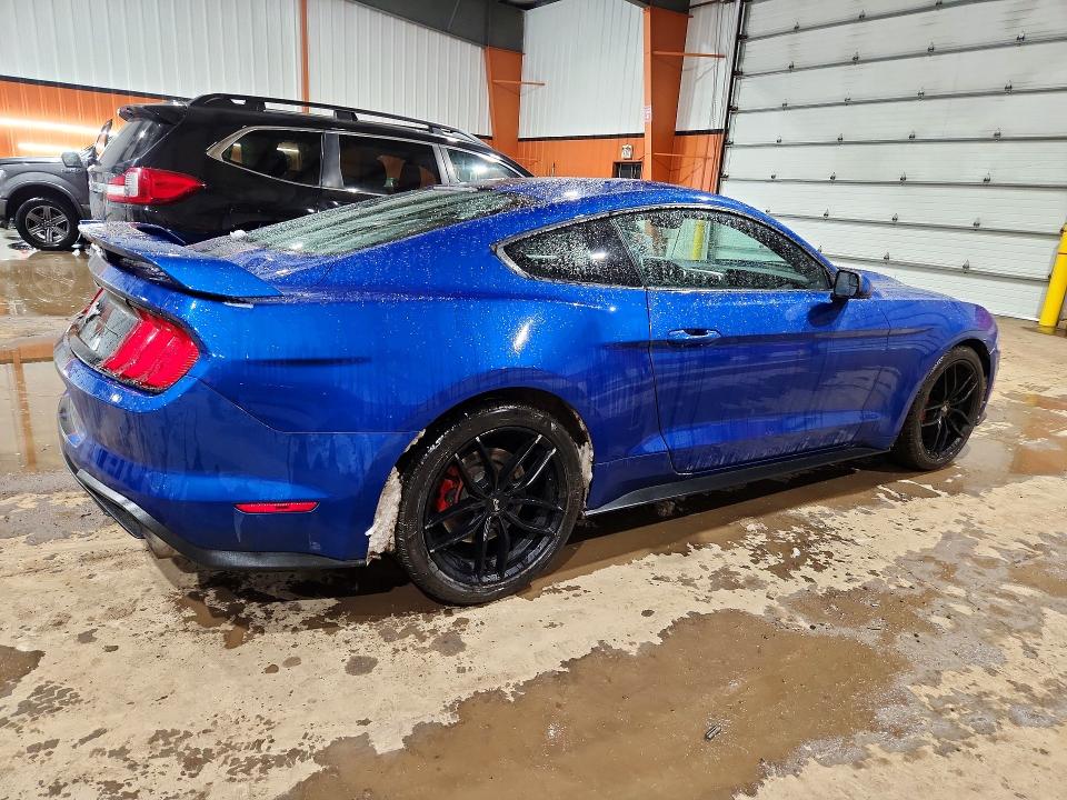 48811826 :رقم المزاد ، 1FA6P8TH8J5164239 vin ، 2018 Ford Mustang مزاد بيع