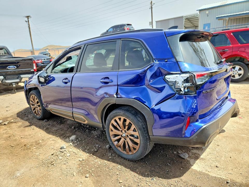 48517546 :رقم المزاد ، JF2SLDHC6SH443037 vin ، 2025 Subaru Forester مزاد بيع