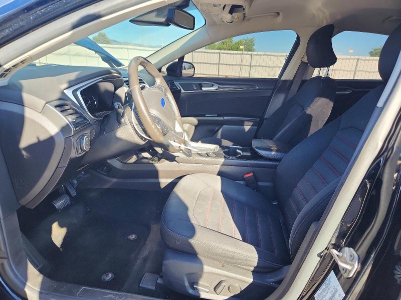 49905496 :رقم المزاد ، 3FA6P0T9XGR262592 vin ، 2016 Ford Fusion مزاد بيع