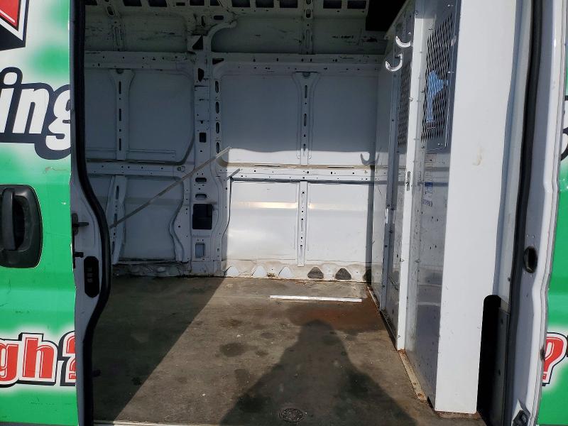 51365766 :رقم المزاد ، 3C6TRVDG8JE153555 vin ، 2018 Ram Promaster 2500 مزاد بيع