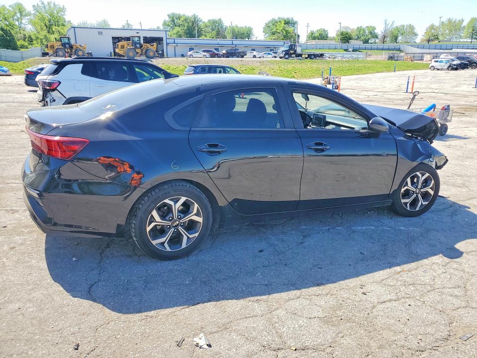 2019 Kia Forte მანქანა იყიდება აუქციონზე, vin: 3KPF24AD8KE109118, აუქციონის ნომერი: 50920716