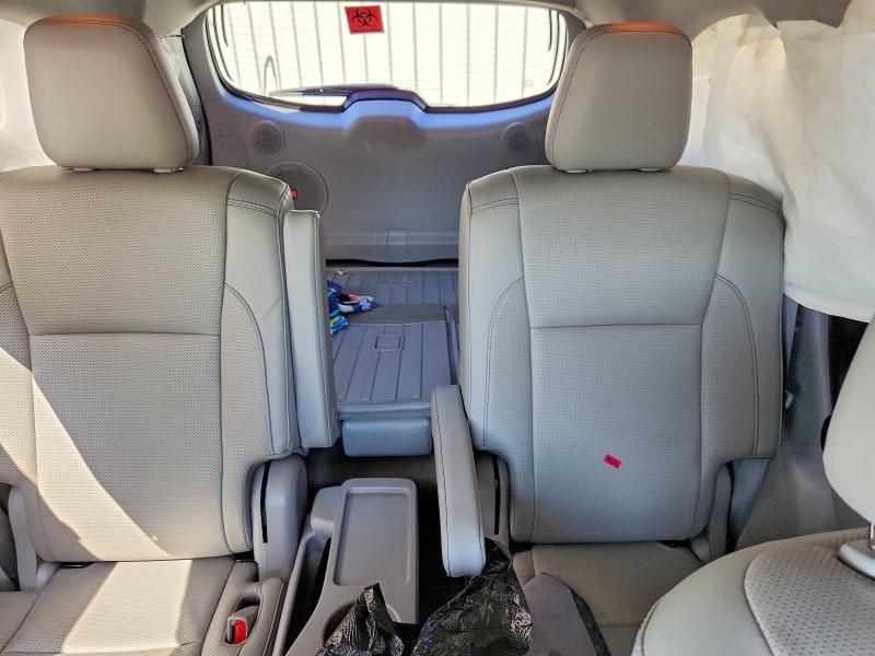 Продажа на аукционе авто 2019 Toyota Highlander, vin: 5TDDZRFH8KS992848, номер лота: 51879526