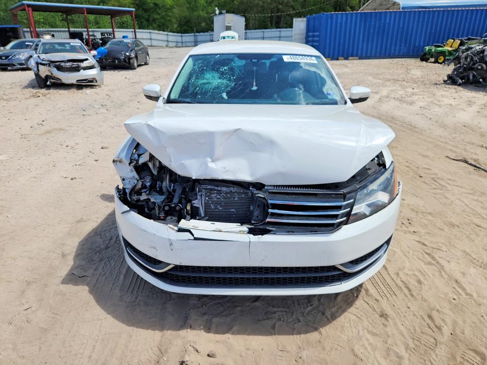 48658936 :رقم المزاد ، 1VWBS7A36FC066478 vin ، 2015 Volkswagen Passat مزاد بيع
