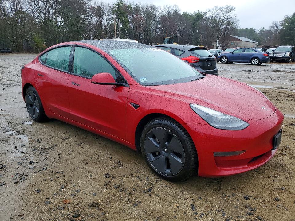 48039646 :رقم المزاد ، 5YJ3E1EB7NF318642 vin ، 2022 Tesla Model 3 مزاد بيع