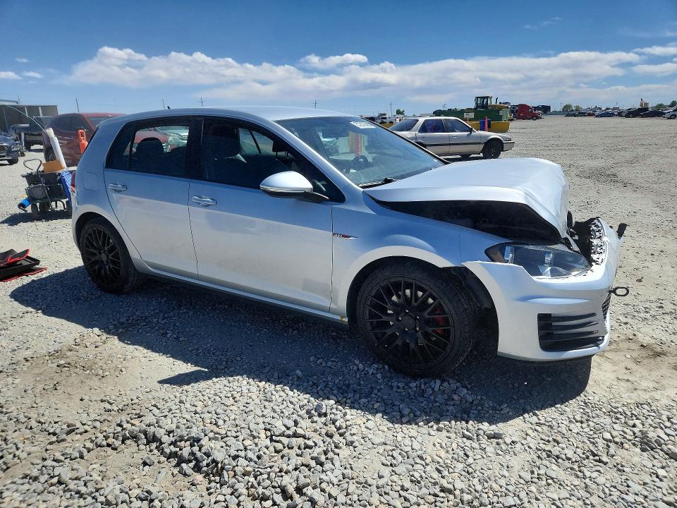 51210896 :رقم المزاد ، 3VW5T7AU0FM076294 vin ، 2015 Volkswagen Gti مزاد بيع
