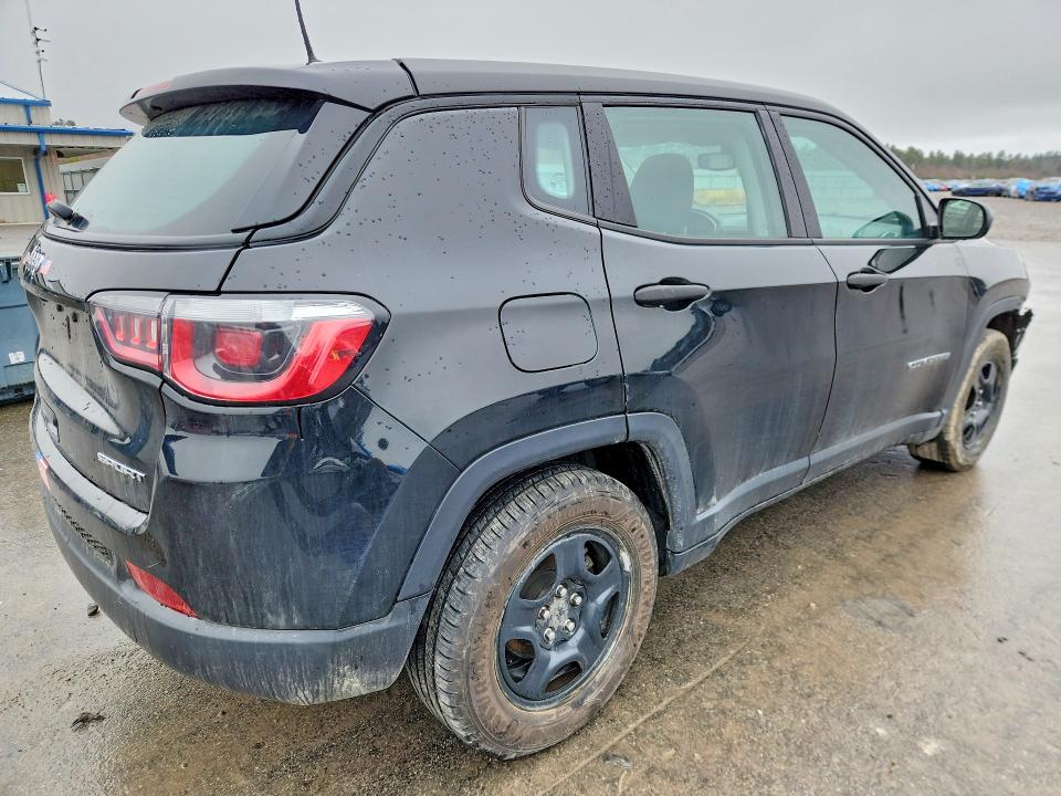 48060356 :رقم المزاد ، 3C4NJCAB1KT763025 vin ، 2019 Jeep Compass مزاد بيع