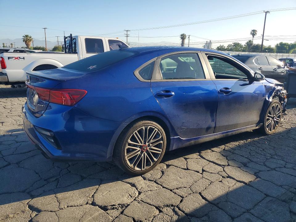 50268736 :رقم المزاد ، 3KPF44AC0ME395244 vin ، 2021 Kia Forte مزاد بيع