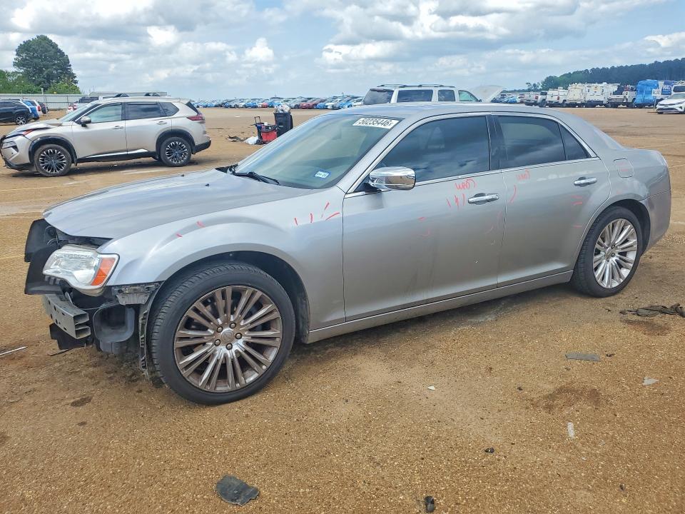 50235446 :رقم المزاد ، 2C3CA6CT3BH523583 vin ، 2011 Chrysler 300c مزاد بيع