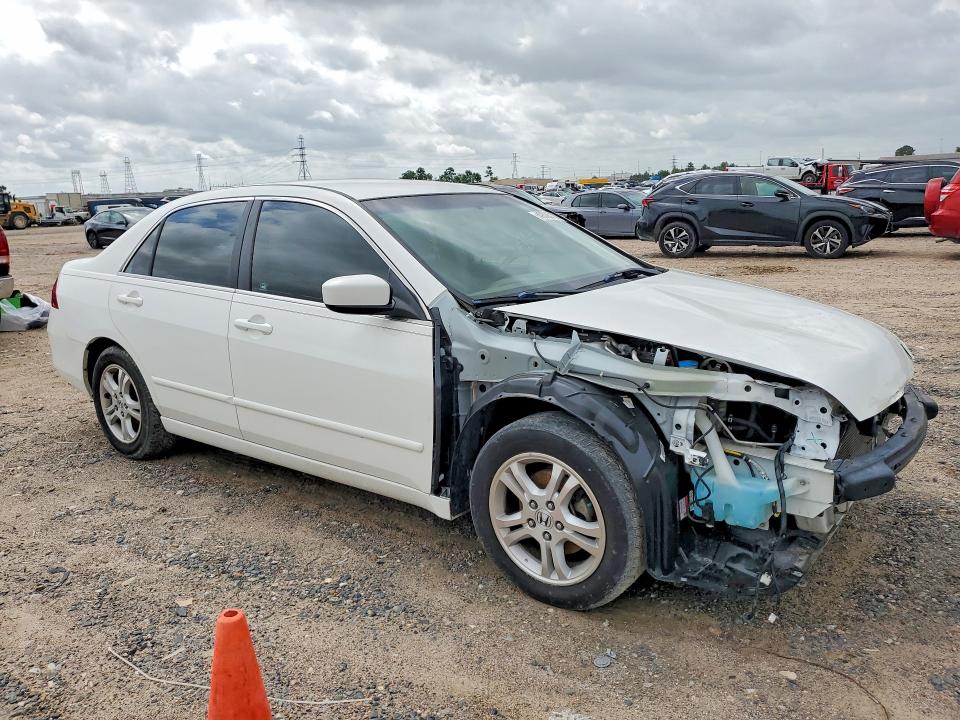49705786 :رقم المزاد ، JHMCM56317C021723 vin ، 2007 Honda Accord مزاد بيع