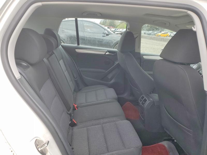 51561696 :رقم المزاد ، WVWDB7AJ8EW005026 vin ، 2014 Volkswagen Golf مزاد بيع