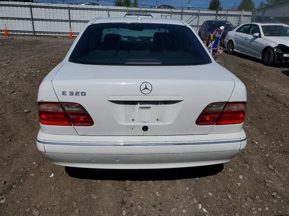 Продажа на аукционе авто 2000 Mercedes-benz E, vin: WDBJF65J8YA971162, номер лота: 49184766