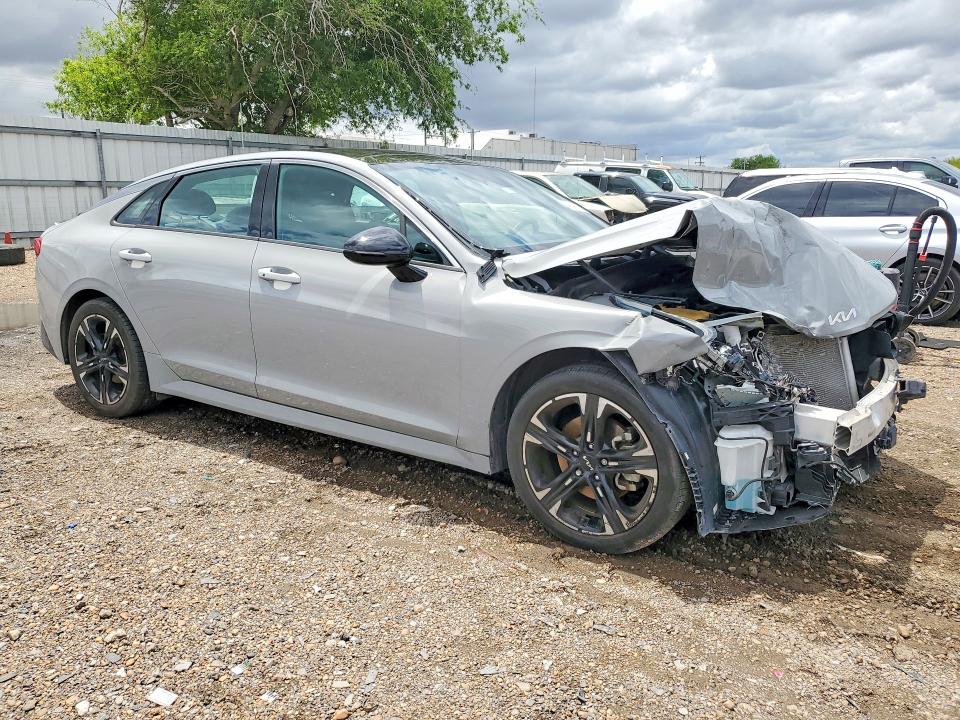 2022 Kia K5 მანქანა იყიდება აუქციონზე, vin: 5XXG64J21NG082069, აუქციონის ნომერი: 49440556