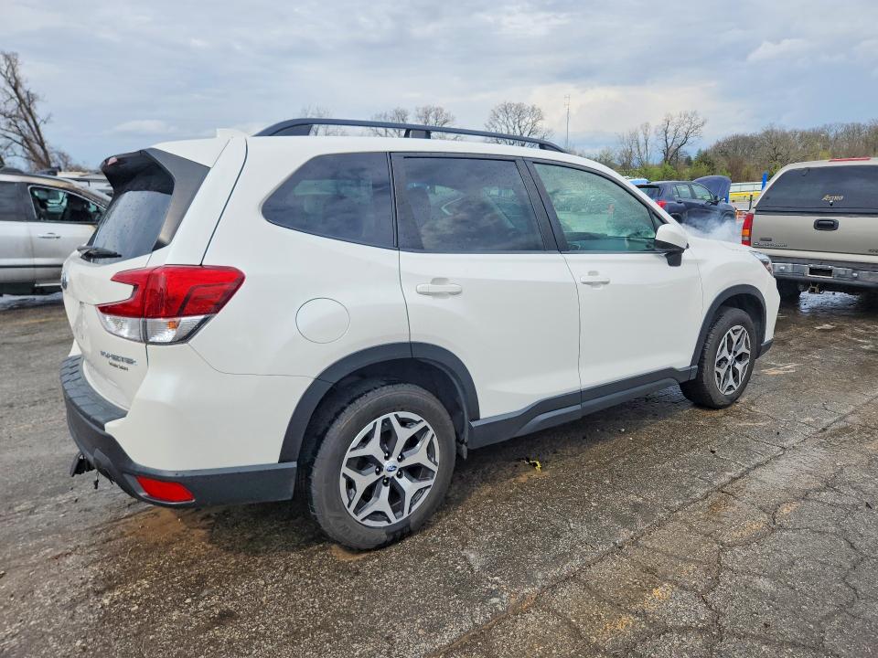 Продажа на аукционе авто 2021 Subaru Forester, vin: JF2SKAFC2MH537634, номер лота: 47973386