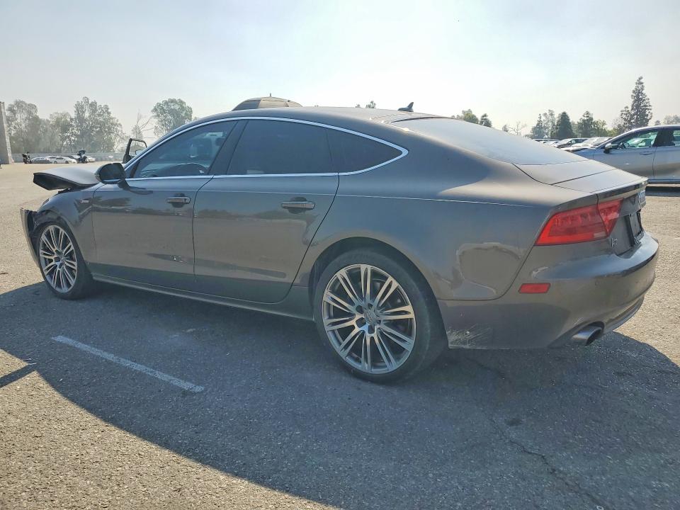 49033236 :رقم المزاد ، WAUWGAFC5EN101152 vin ، 2014 Audi A7 مزاد بيع