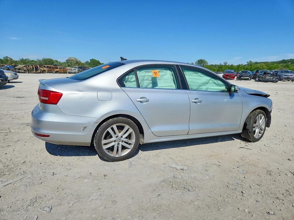 2015 Volkswagen Jetta მანქანა იყიდება აუქციონზე, vin: 3VWLA7AJ6FM340931, აუქციონის ნომერი: 50605706