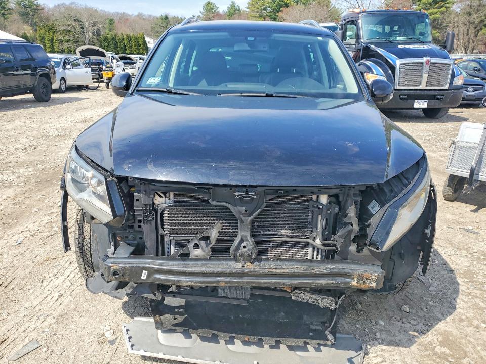 Продаж на аукціоні авто 2017 Volkswagen Tiguan, vin: WVGSV7AX0HK008738, номер лоту: 49781666