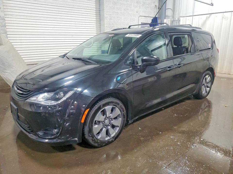 Auction sale of the 2018 Chrysler Pacifica, vin: 2C4RC1L70JR340625, lot number: 49141586