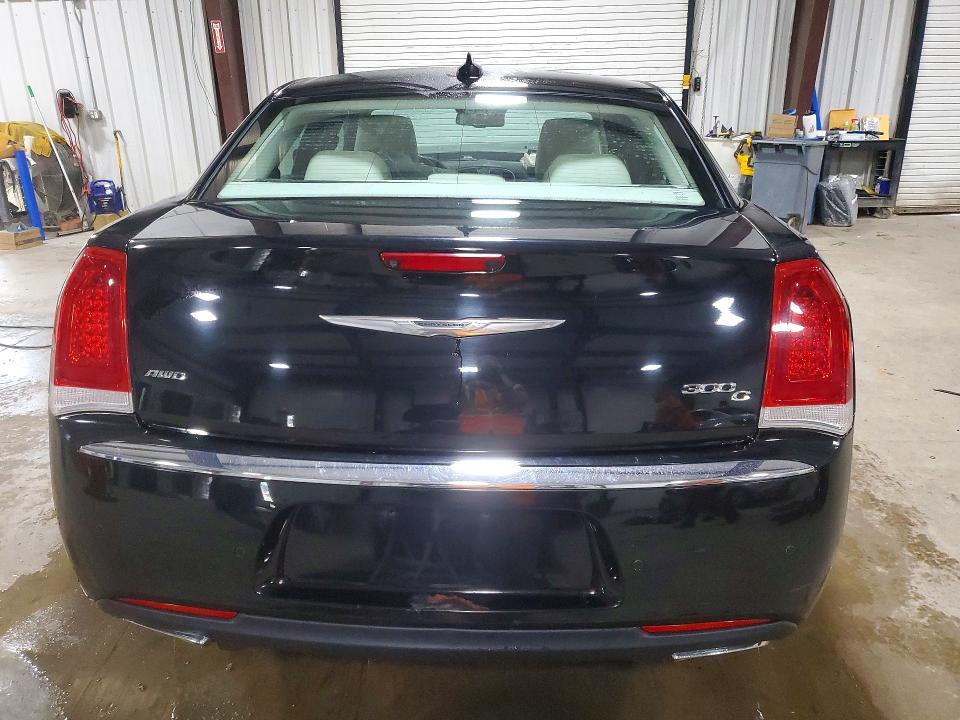 2015 Chrysler 300c მანქანა იყიდება აუქციონზე, vin: 2C3CCAKG5FH798041, აუქციონის ნომერი: 50298706