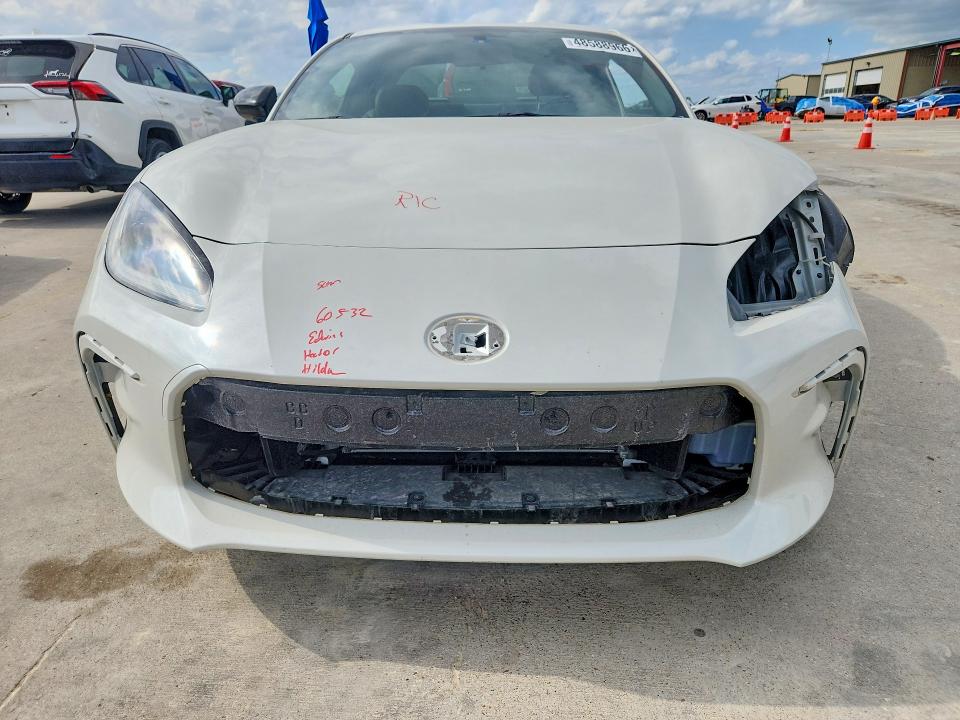 Продажа на аукционе авто 2024 Toyota Gr86, vin: JF1ZNBE1XR9754723, номер лота: 48588966