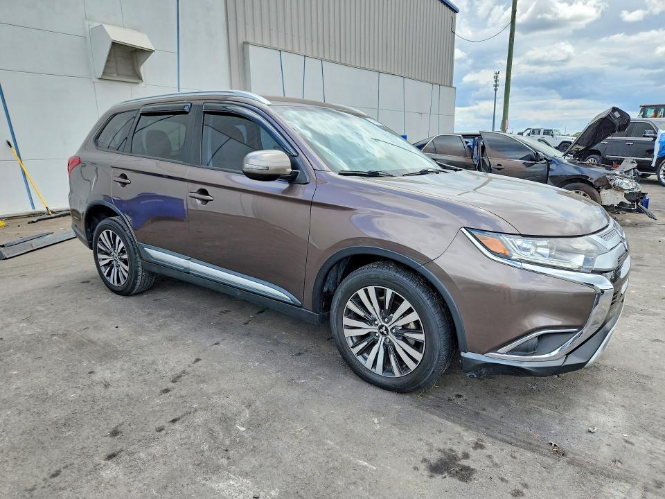 Продаж на аукціоні авто 2019 Mitsubishi Outlander, vin: JA4AD2A33KZ011970, номер лоту: 51003166