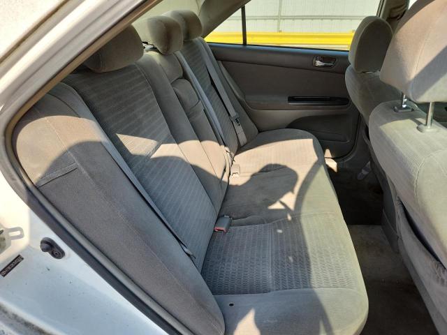 51083916 :رقم المزاد ، 4T1BE32K35U556373 vin ، 2005 Toyota Camry مزاد بيع