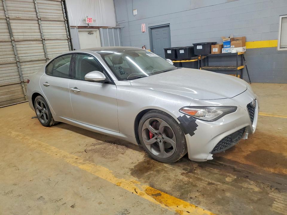 2017 Alfa Romeo Giulia მანქანა იყიდება აუქციონზე, vin: ZARFAEBN6H7551961, აუქციონის ნომერი: 50451486