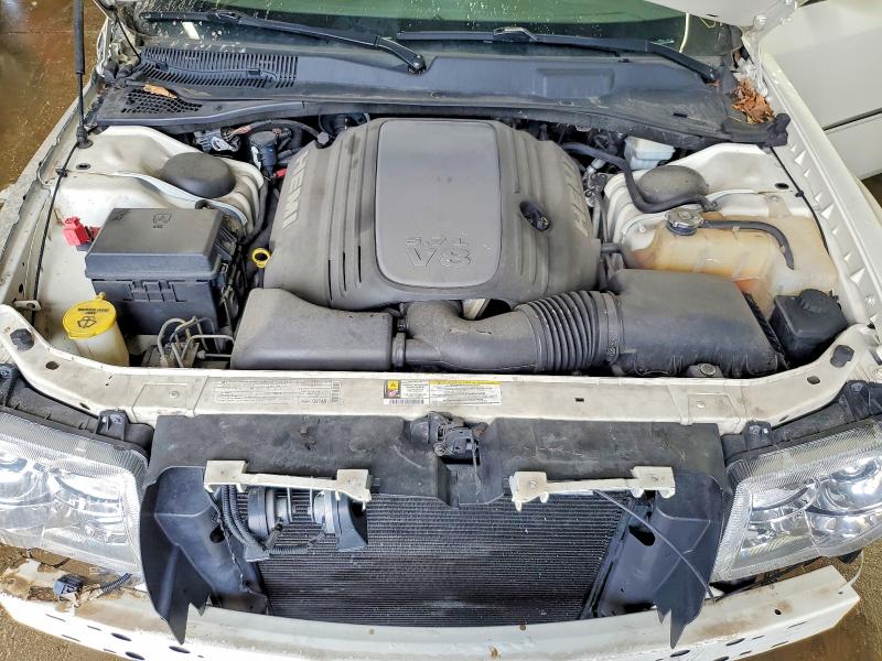 2010 Chrysler 300c მანქანა იყიდება აუქციონზე, vin: 2C3CA6CT9AH126183, აუქციონის ნომერი: 49915896