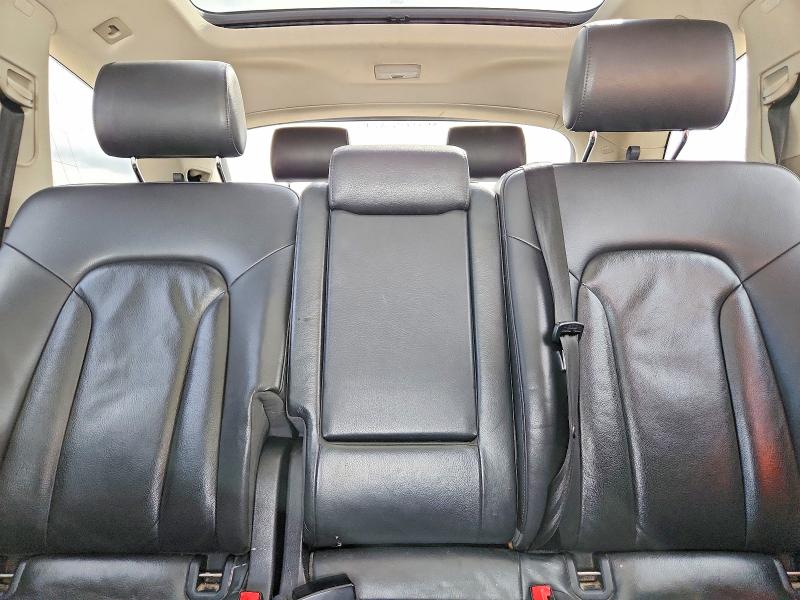 51674866 :رقم المزاد ، WA1LMAFE9AD003350 vin ، 2010 Audi Q7 مزاد بيع