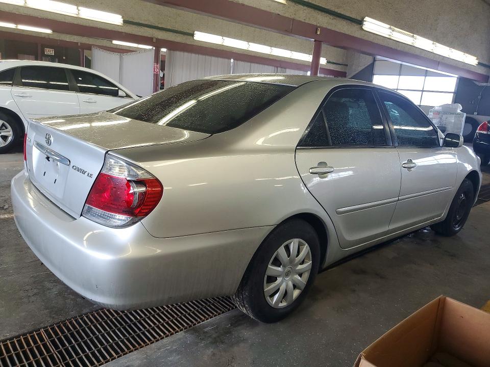 2006 Toyota Camry მანქანა იყიდება აუქციონზე, vin: 4T1BE32K36U159327, აუქციონის ნომერი: 49727106