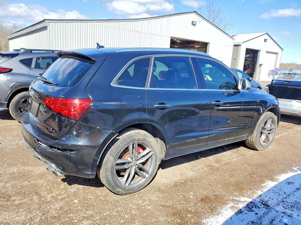 Продажа на аукционе авто 2016 Audi Sq5, vin: WA1LCAFP8GA090219, номер лота: 49765326