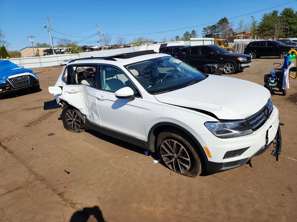 Продаж на аукціоні авто 2021 Volkswagen Tiguan, vin: 3VV2B7AX5MM009336, номер лоту: 50703546