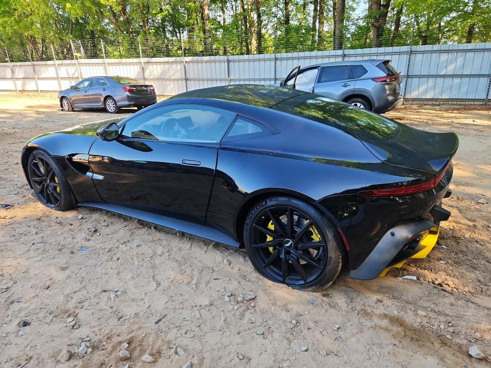49904326 :رقم المزاد ، SCFSMGAW1LGN03087 vin ، 2020 Aston Martin Vantage مزاد بيع