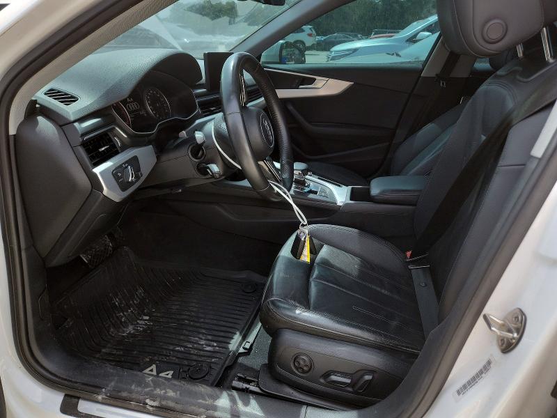 50300276 :رقم المزاد ، WAUKMAF40JA082219 vin ، 2018 Audi A4 مزاد بيع