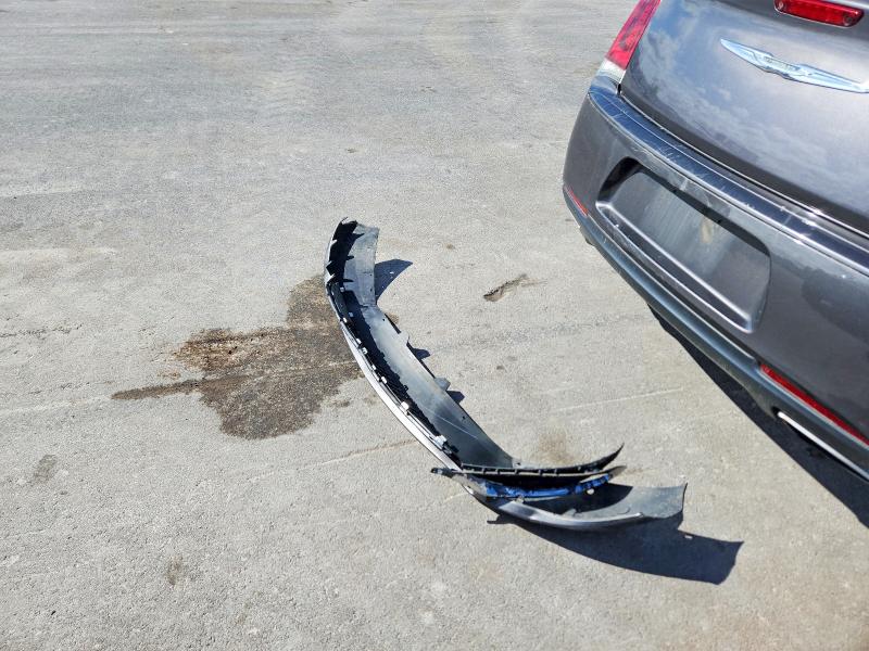 48456236 :رقم المزاد ، 2C3CCAAG6JH320592 vin ، 2018 Chrysler 300 مزاد بيع
