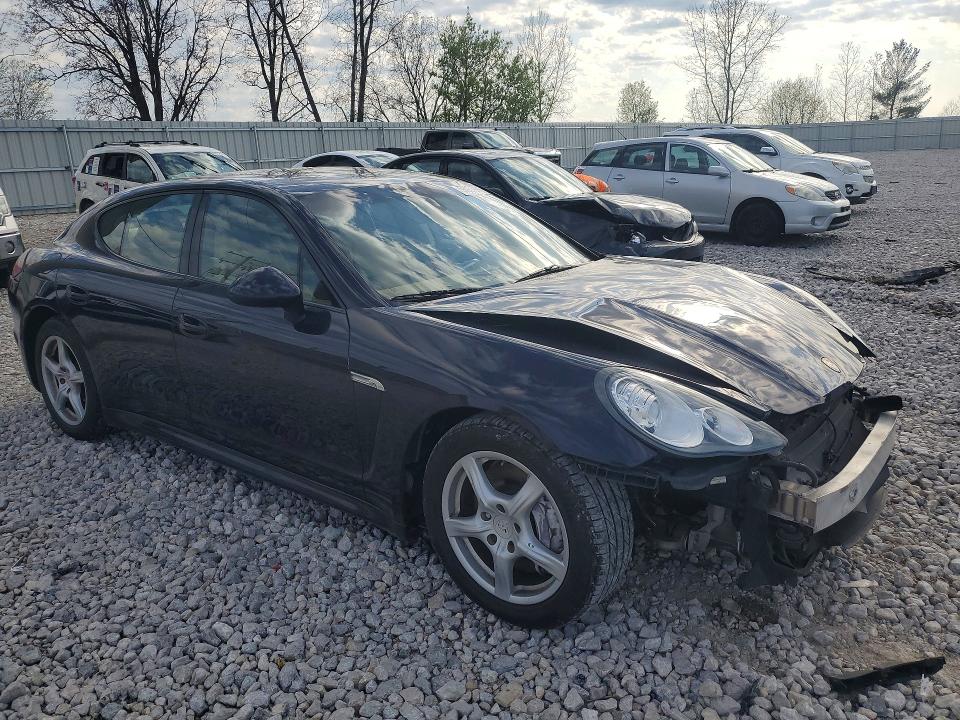50903996 :رقم المزاد ، WP0AA2A72BL012659 vin ، 2011 Porsche Panamera مزاد بيع