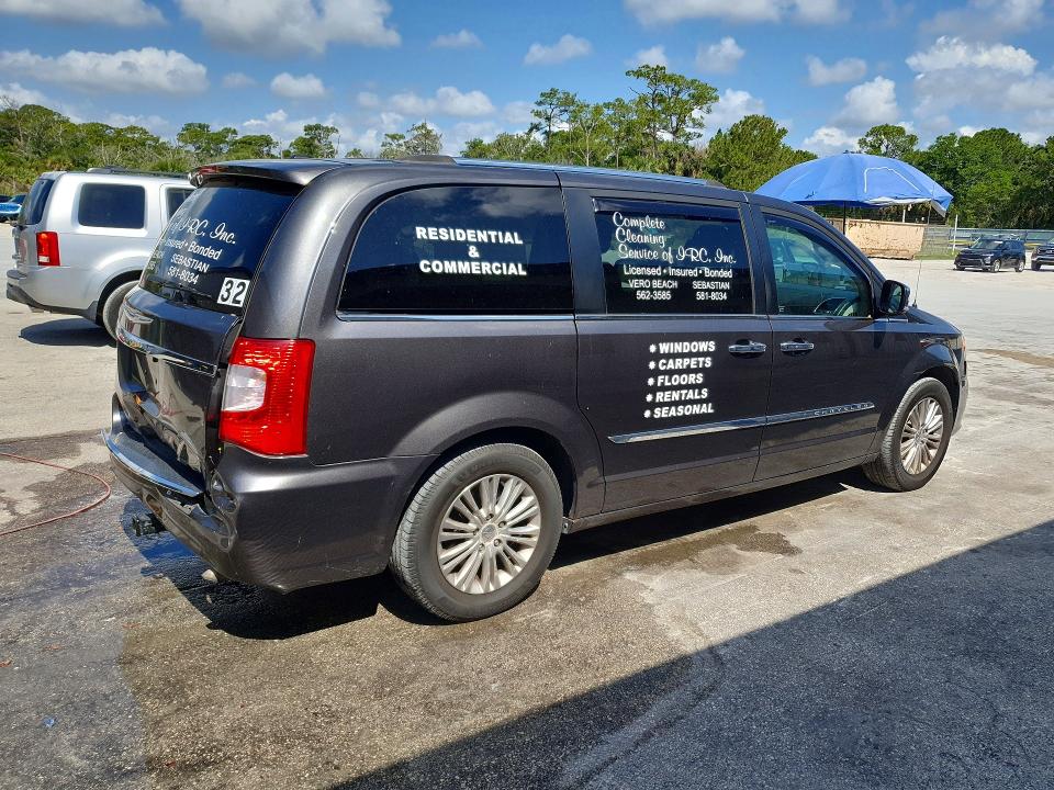 50819916 :رقم المزاد ، 2C4RC1GG3FR596405 vin ، 2015 Chrysler Town & Country مزاد بيع