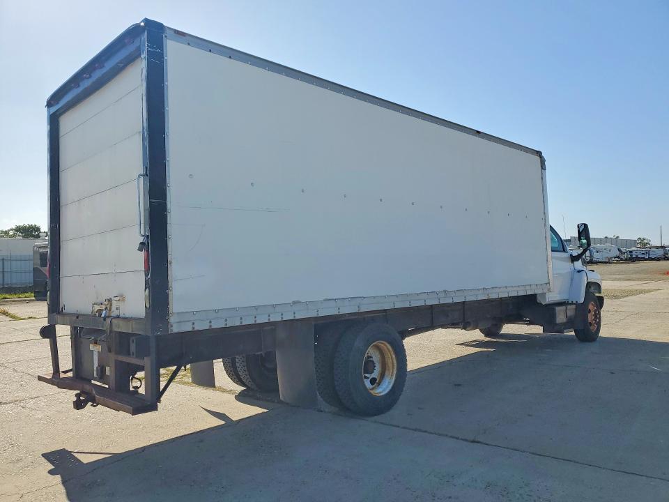 Продажа на аукционе авто 2006 Gmc C7, vin: 1GDJ7C1346F900718, номер лота: 51008086