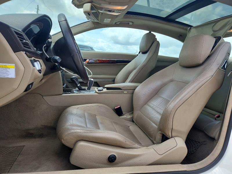 2010 Mercedes-benz E მანქანა იყიდება აუქციონზე, vin: WDDKJ5GB8AF046805, აუქციონის ნომერი: 51181616