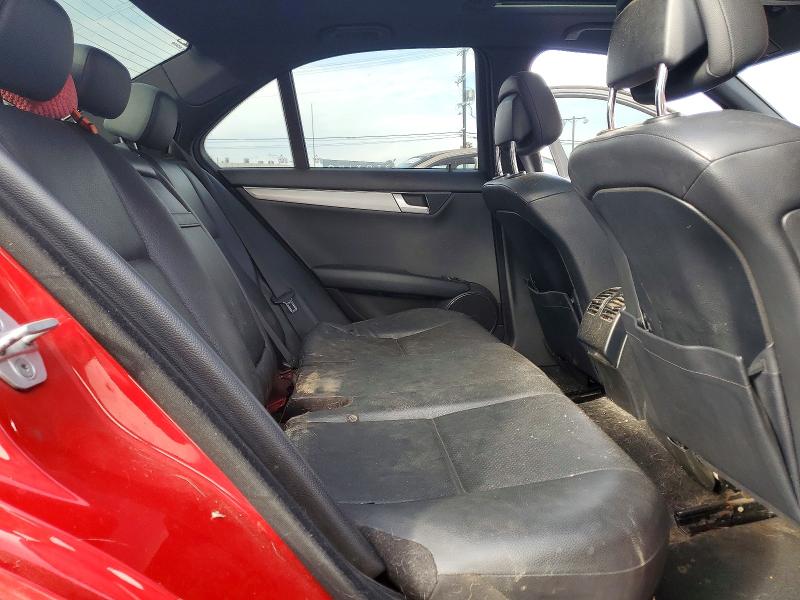 Продажа на аукционе авто 2013 Mercedes-benz C, vin: WDDGF4HB9DA764817, номер лота: 47459986