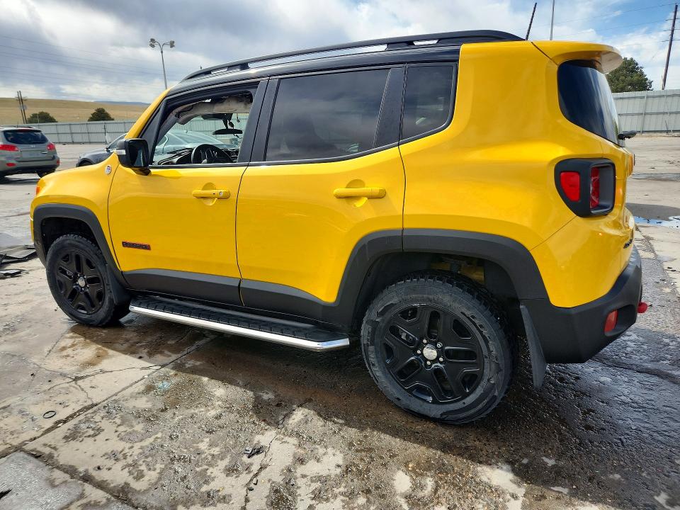 2018 Jeep Renegade მანქანა იყიდება აუქციონზე, vin: ZACCJBCB4JPH15796, აუქციონის ნომერი: 49302866