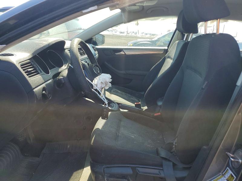 47366466 :رقم المزاد ، 3VW267AJ2GM205136 vin ، 2016 Volkswagen Jetta مزاد بيع