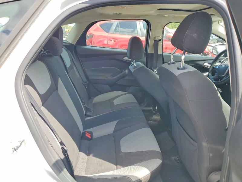 51952346 :رقم المزاد ، 1FAHP3K21CL335484 vin ، 2012 Ford Focus مزاد بيع