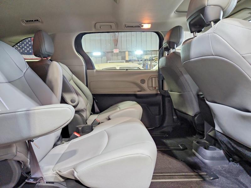 2022 Toyota Sienna მანქანა იყიდება აუქციონზე, vin: 5TDJRKEC1NS123285, აუქციონის ნომერი: 50799086