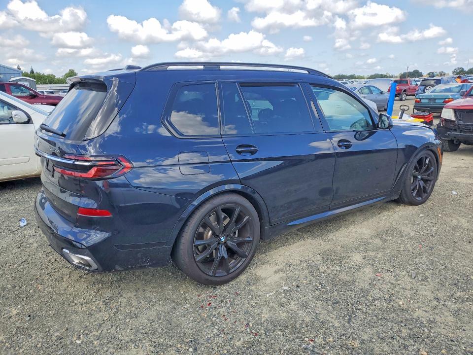 2024 Bmw X7 მანქანა იყიდება აუქციონზე, vin: 5UX23EM01R9V56588, აუქციონის ნომერი: 51208266