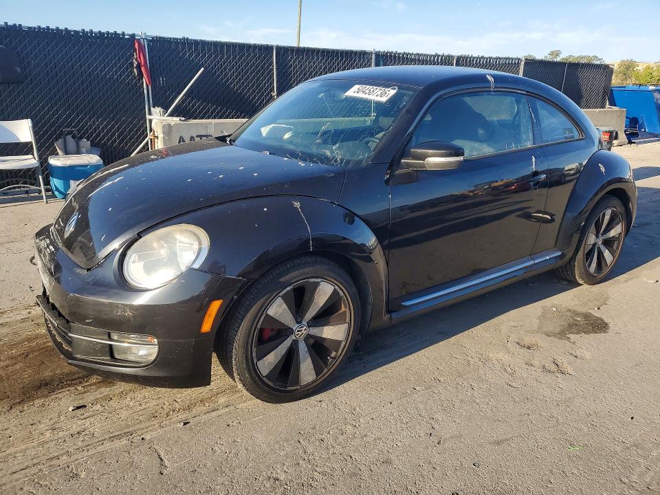 50458736 :رقم المزاد ، 3VW467AT2DM601606 vin ، 2013 Volkswagen Beetle مزاد بيع