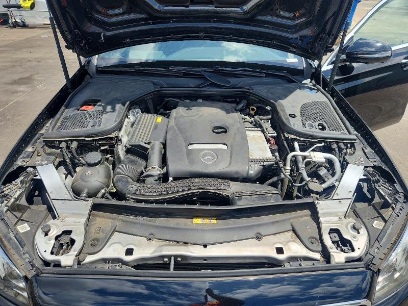 51346956 :رقم المزاد ، WDDZF4JB3KA543231 vin ، 2019 Mercedes-benz E مزاد بيع