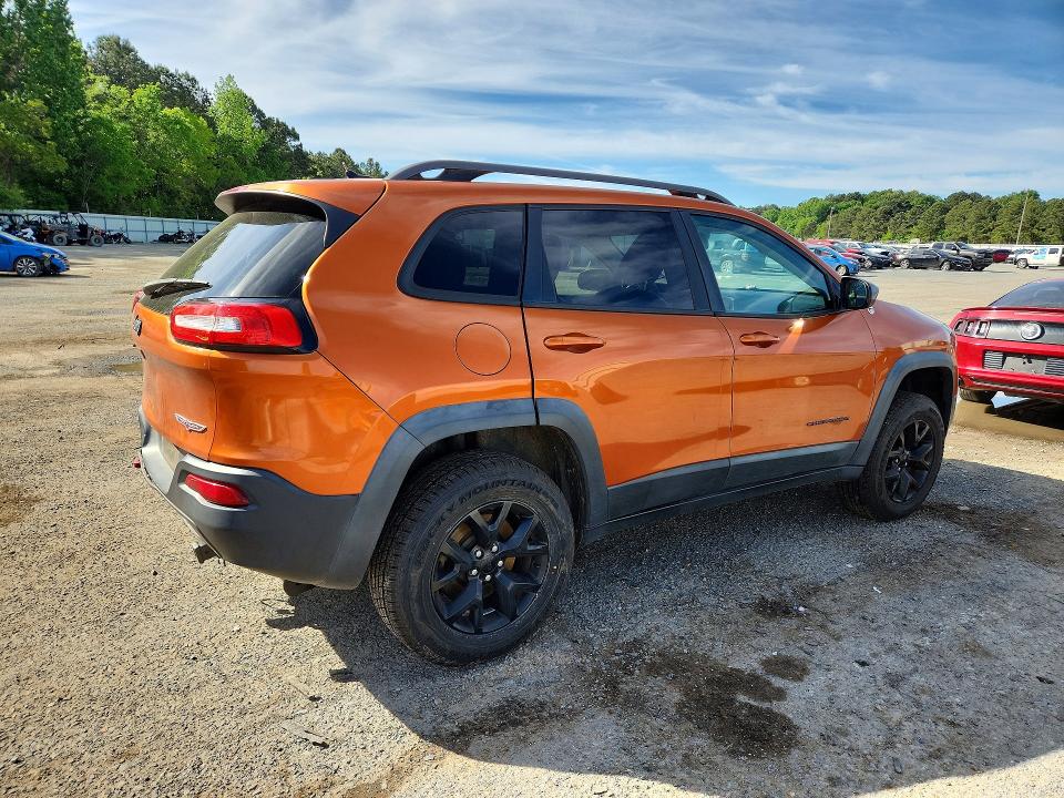 48672266 :رقم المزاد ، 1C4PJMBS1FW698951 vin ، 2015 Jeep Cherokee مزاد بيع