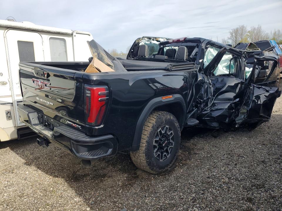 50056886 :رقم المزاد ، 1GT4UZEY0SF237466 vin ، 2025 Gmc Sierra مزاد بيع