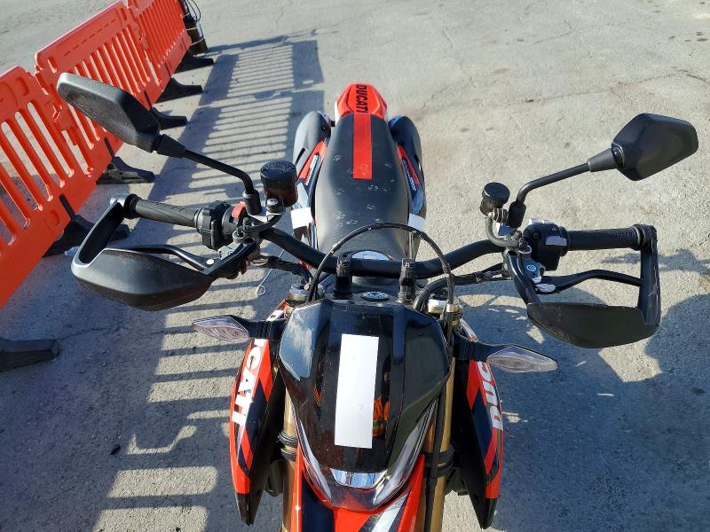 Продаж на аукціоні авто 2025 Ducati Hypermotard, vin: ZDMBAS2N3SB004128, номер лоту: 50675276